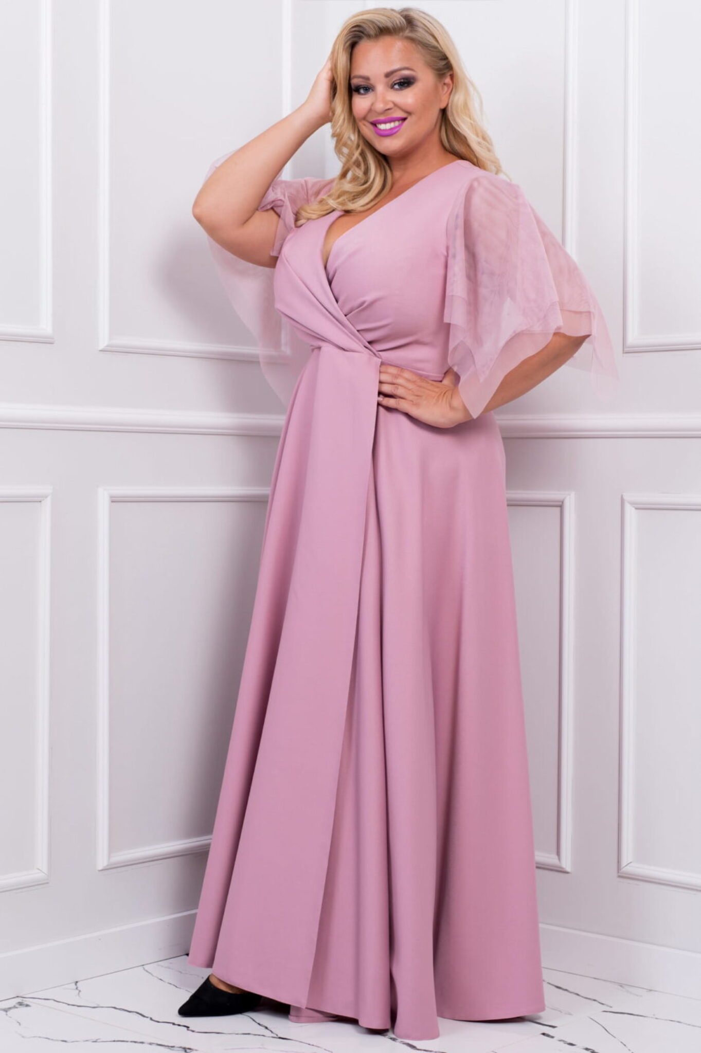 Sukienka wieczorowa plus size - wersja gładka