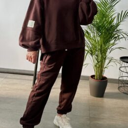 Komplet dresowy czekoladowy